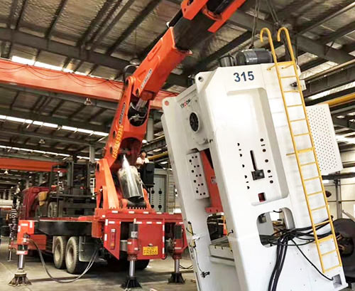 茅箭提升工作效率，选择优质折臂吊租赁服务