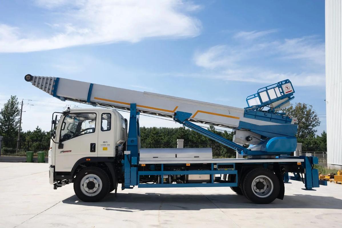 茅箭云梯上料车租赁费用