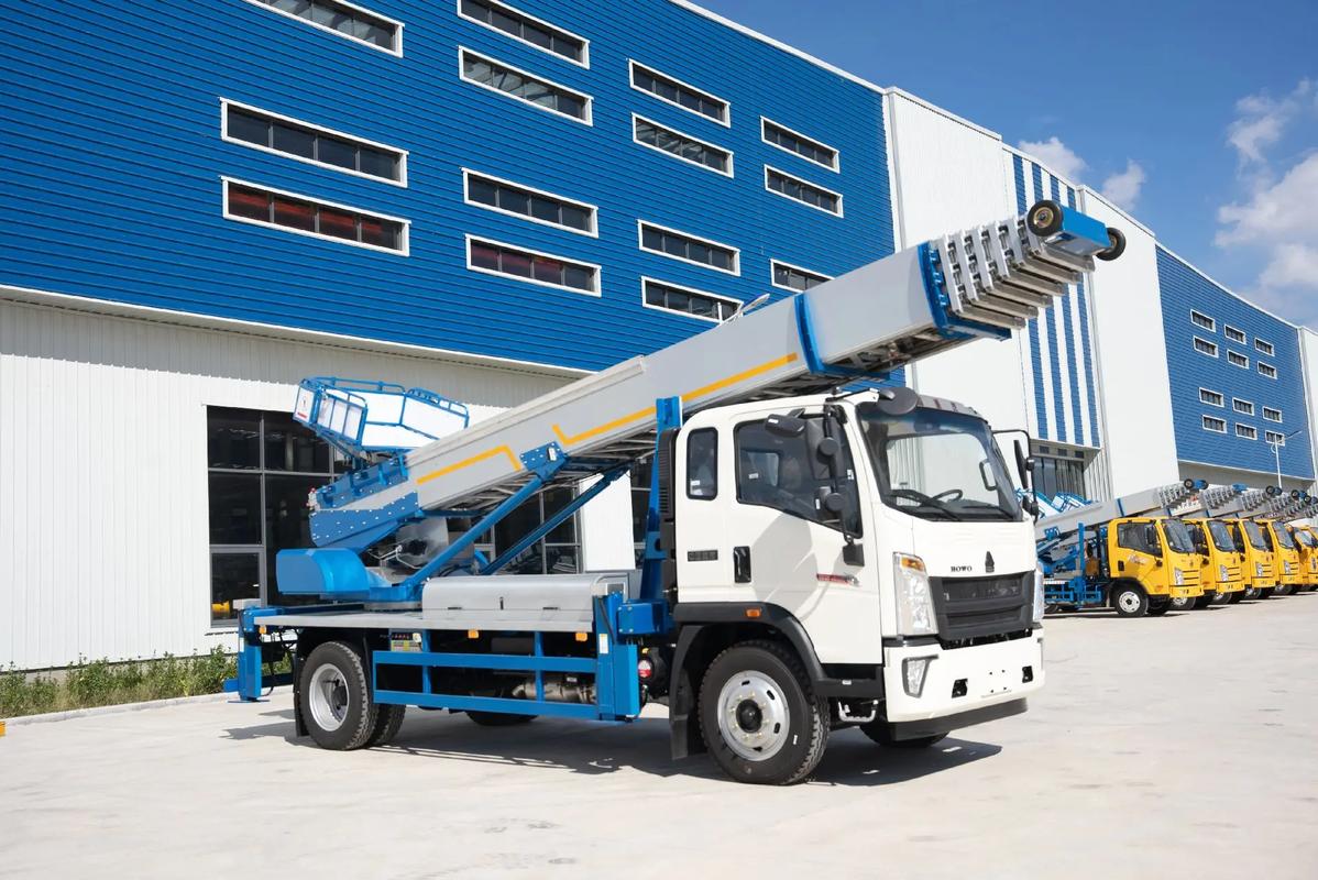 茅箭出租云梯车高空作业车 建筑垃圾搬运